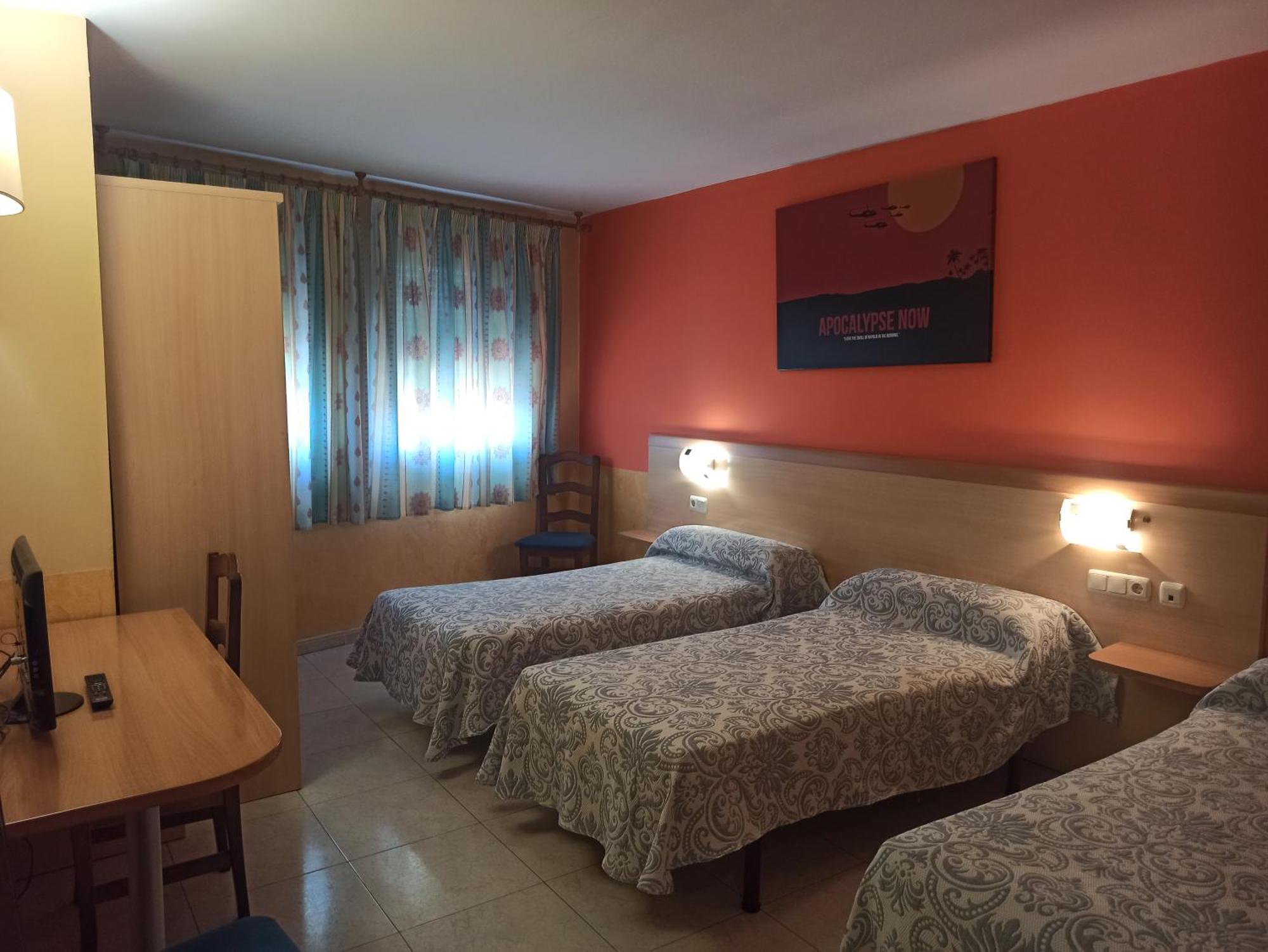 Hostal Restaurante Baraka Alagon Bagian luar foto